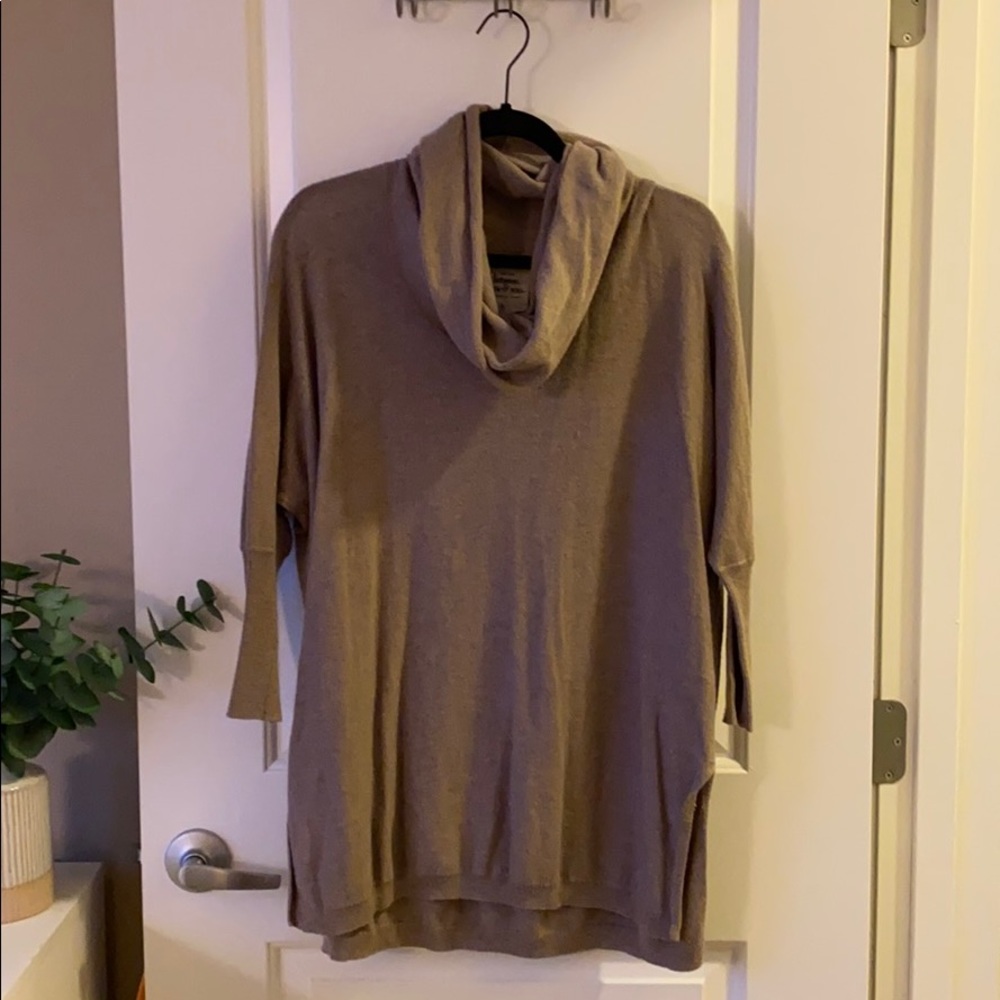 3/4 long sleeve sweater